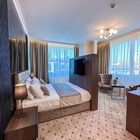 Hotel Vidović Banja Luka Buitenkant foto