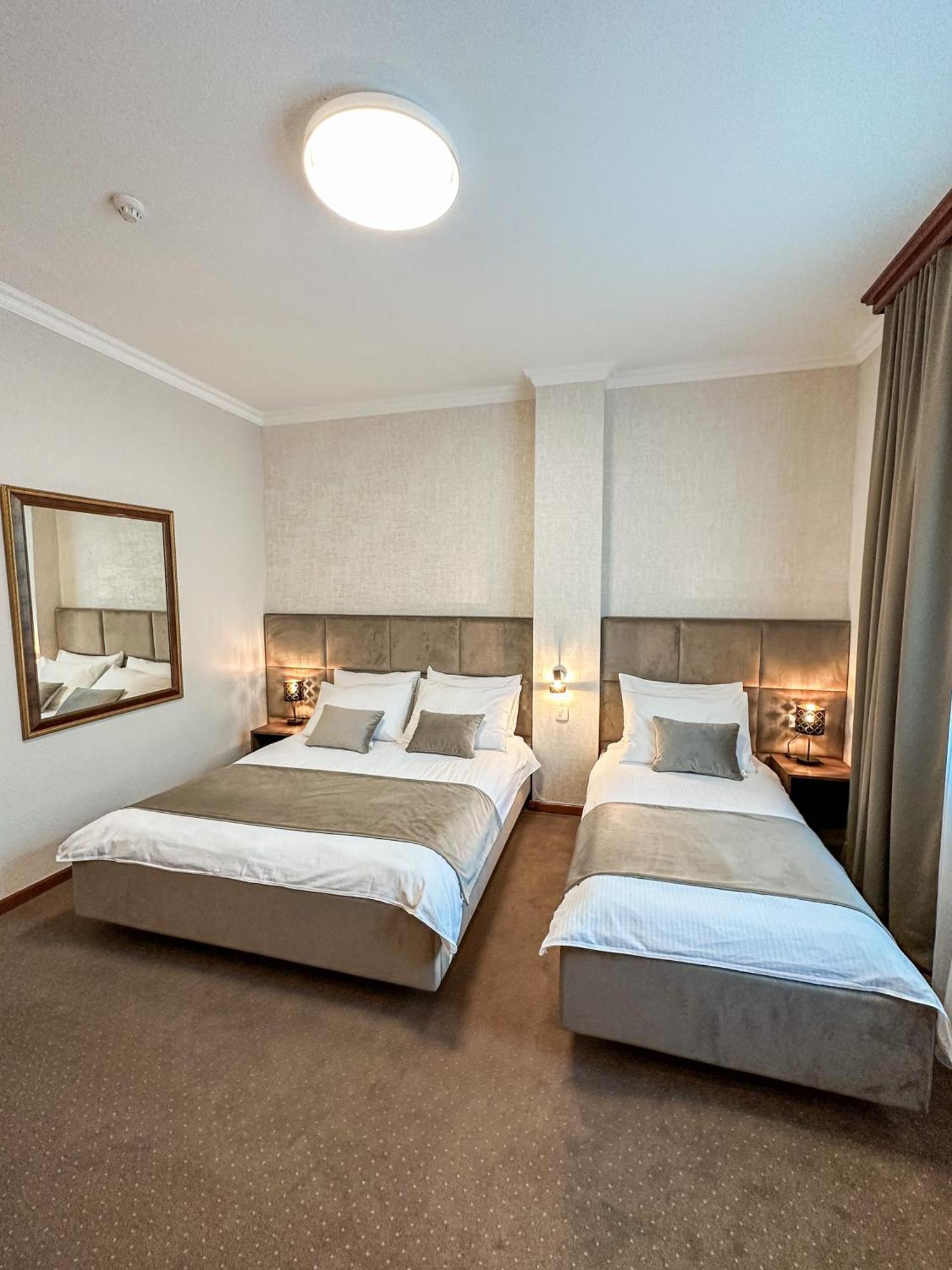 Hotel Vidović Banja Luka Buitenkant foto