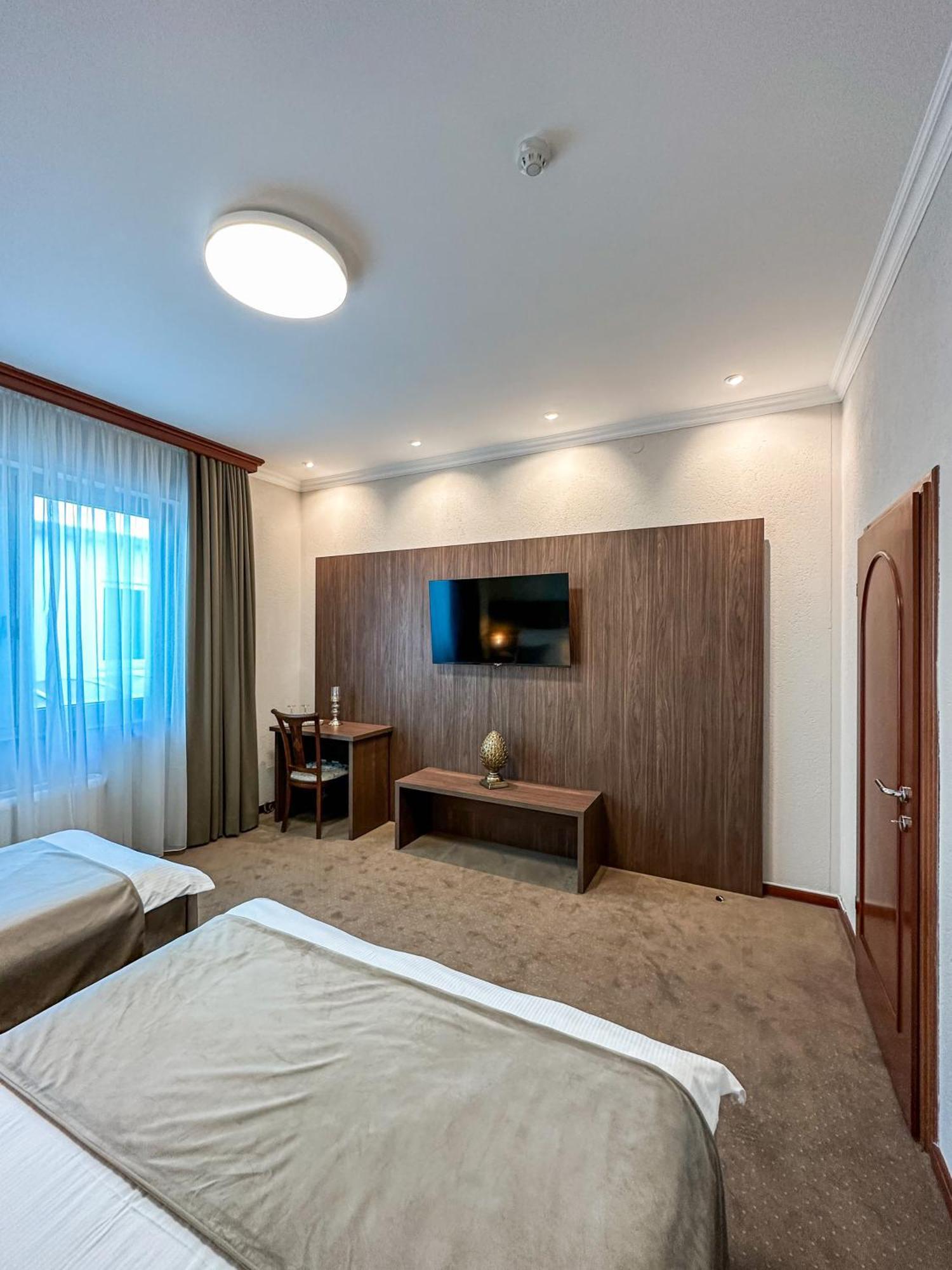 Hotel Vidović Banja Luka Buitenkant foto