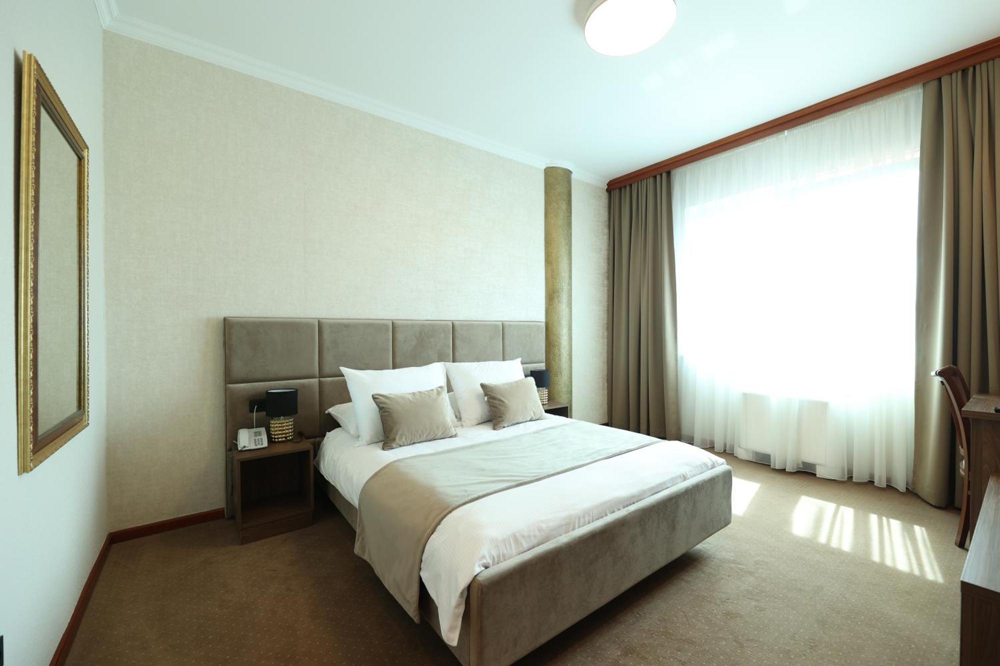 Hotel Vidović Banja Luka Buitenkant foto