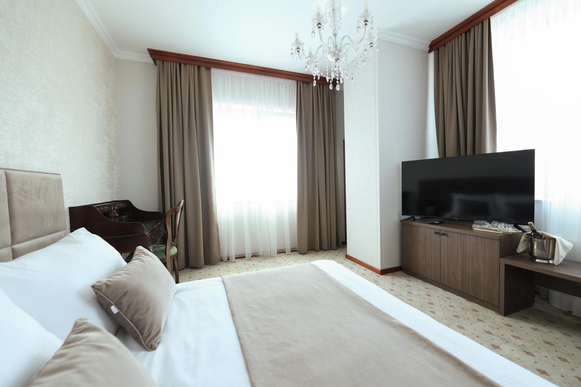 Hotel Vidović Banja Luka Buitenkant foto