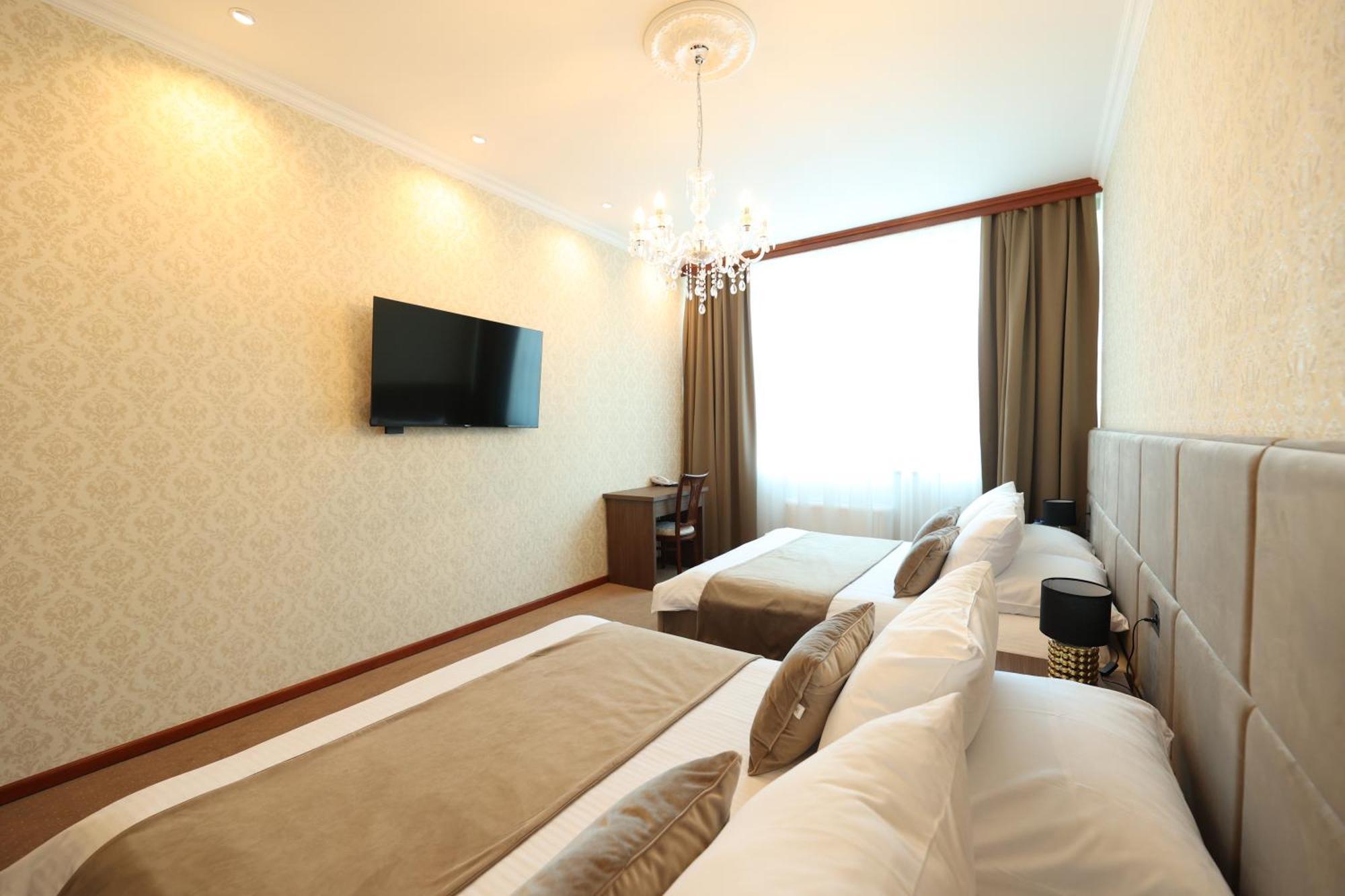 Hotel Vidović Banja Luka Buitenkant foto