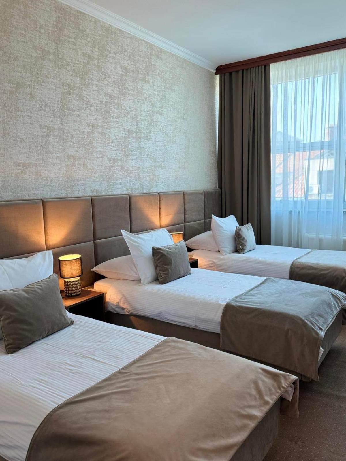 Hotel Vidović Banja Luka Buitenkant foto