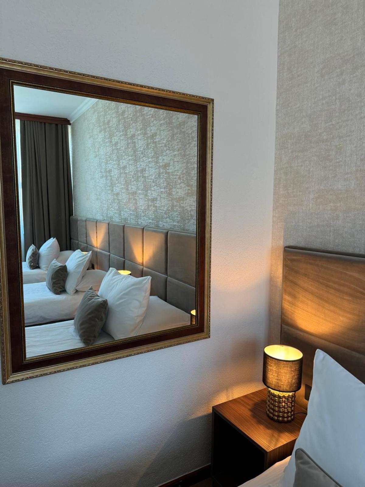 Hotel Vidović Banja Luka Buitenkant foto